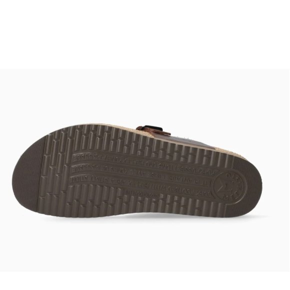 Mephisto Women's Helen Thong Sandal - Picture 4 of 11
